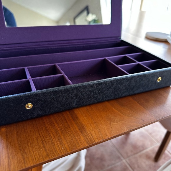 Black Jewelry Case - Picture 5 of 7